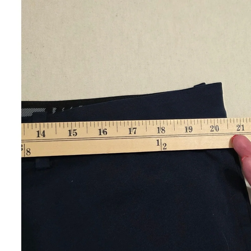 Nike Golf Shorts Mens 42/10 Navy Blue Dri-FIT Flat Front Performance Comfortable
